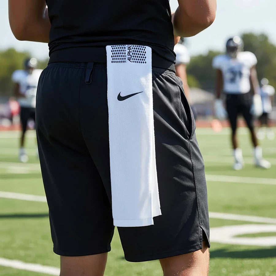 Nike Alpha Towel - www.SportsTakeoff.com