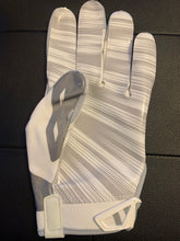 Nike Vapor Shield Gloves (L, XL) - www.SportsTakeoff.com